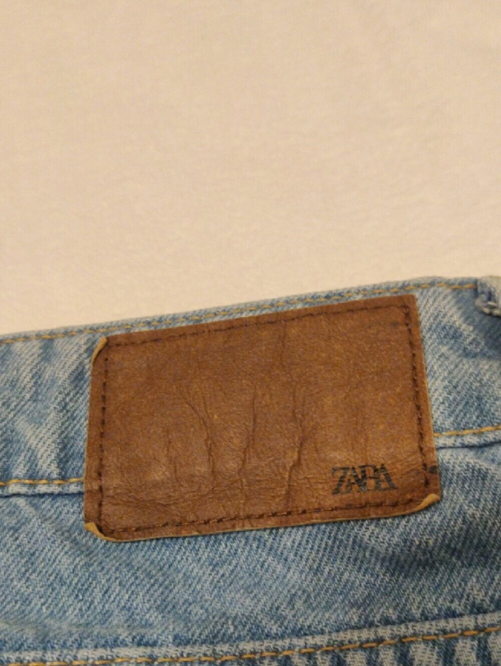 Zara Light Blue Wide-Leg Jeans with Front Seams - Picture 10 of 16